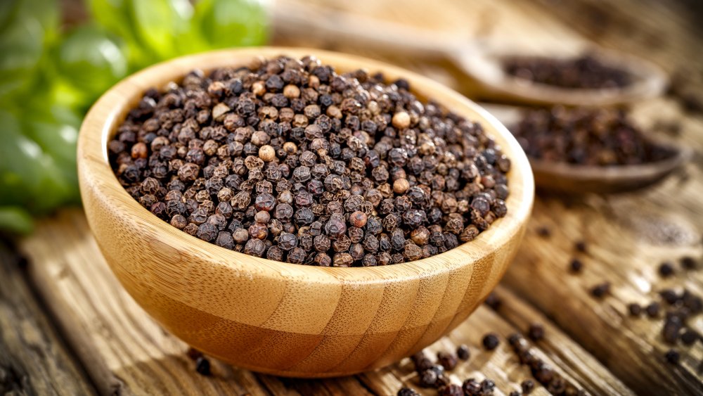 10 Health Benefits Of Black Pepper And Recipes