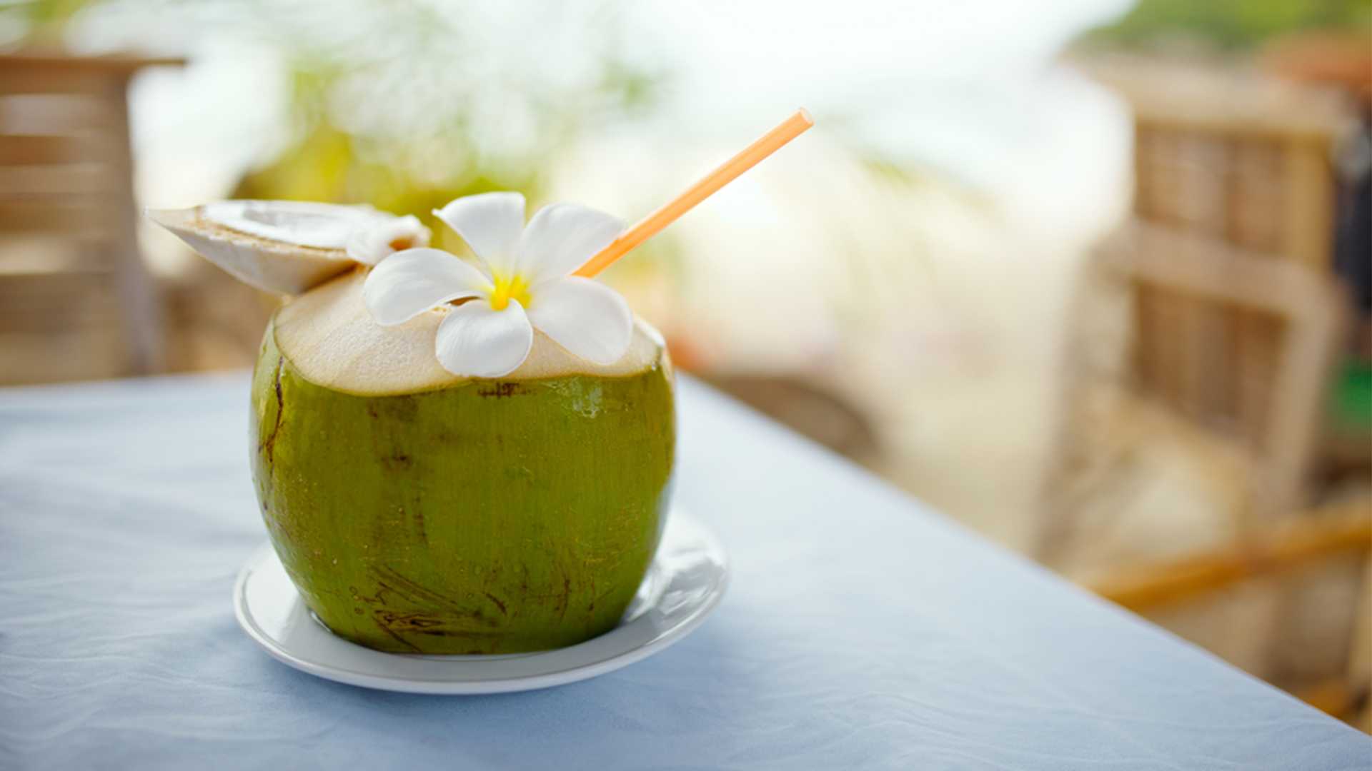 7 Reasons to Drink Coconut Water