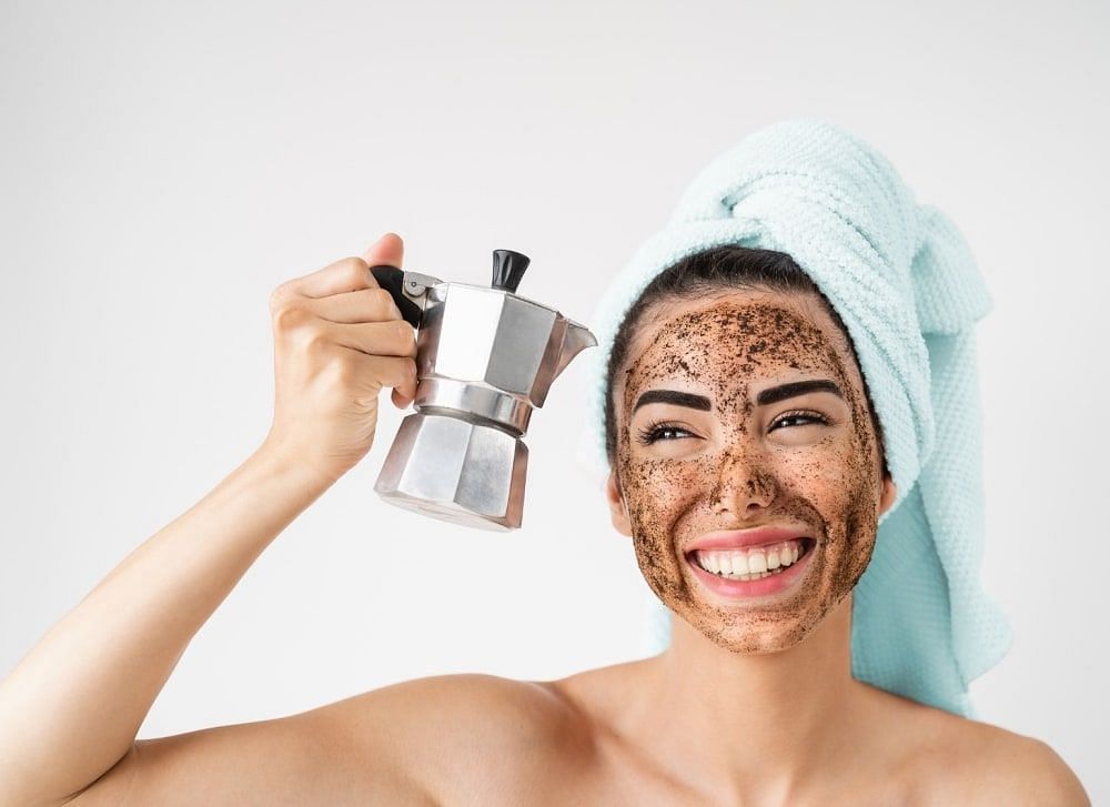 Can coffee be used to improve skin health?